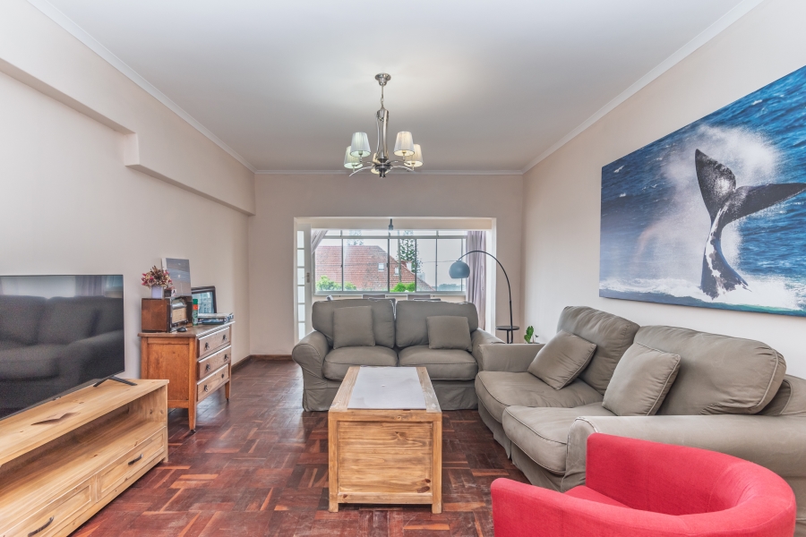 To Let 3 Bedroom Property for Rent in Green Point Western Cape
